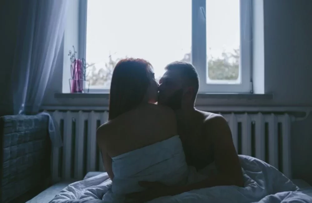 Confira 5 posições sexuais clássicas para quem gosta de ir a fundo na relação