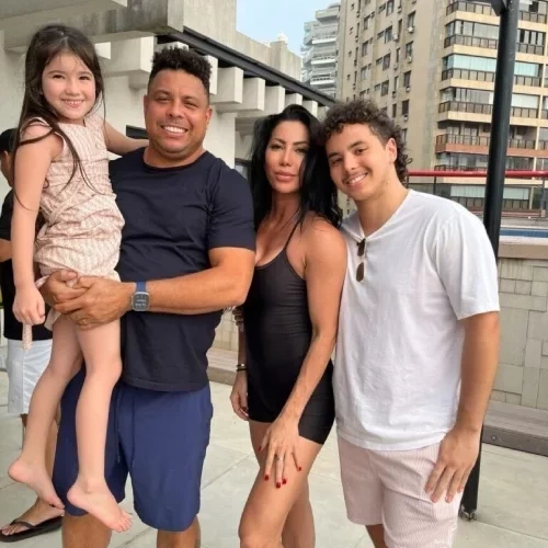 Mãe de filho de Ronaldo Fenômeno cria OnlyFans e promete conteúdo sensual - imagem 139951