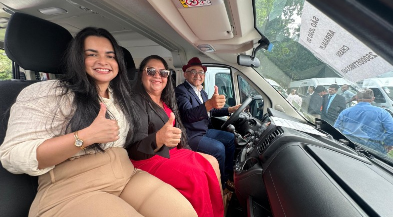 Gestão municipal garante van adaptada e reforça atendimento do SUAS em São João do Arraial