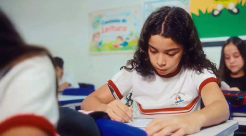 Educação de Hugo Napoleão registra avanço histórico no SAEPI 2025