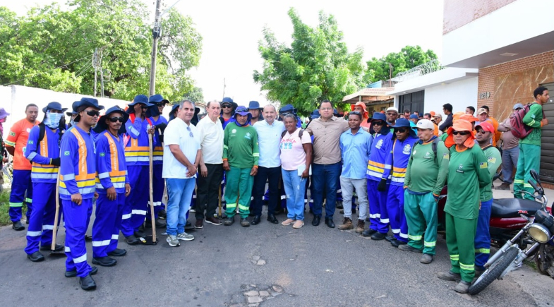 Floriano lança projeto “Nosso Bairro é Limpeza” com mutirão em toda cidade