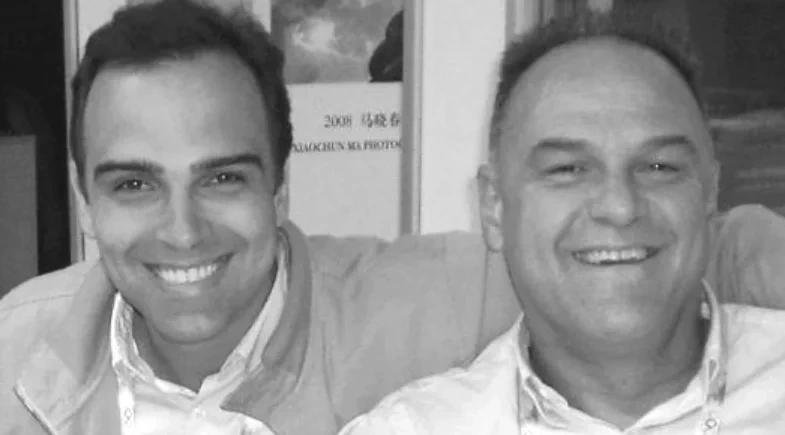 Tadeu Schmidt se pronuncia após morte de seu irmão Oscar: ‘’Meu maior ídolo’’