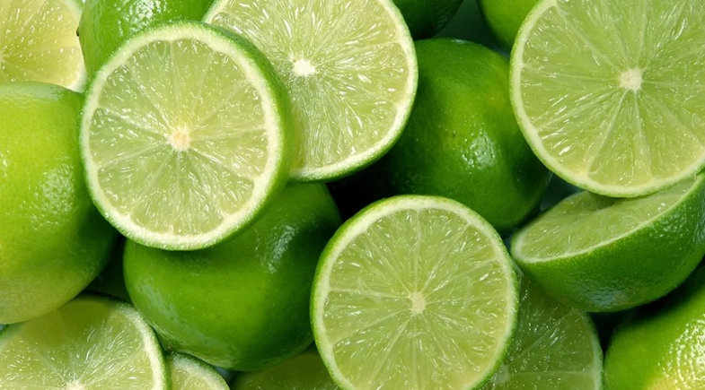 Do coração à imunidade: o que acontece com seu corpo ao consumir limão com frequência