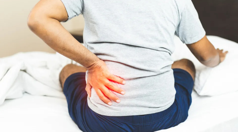 Você pode estar com pedra nos rins e não sabe; veja os sinais de alerta