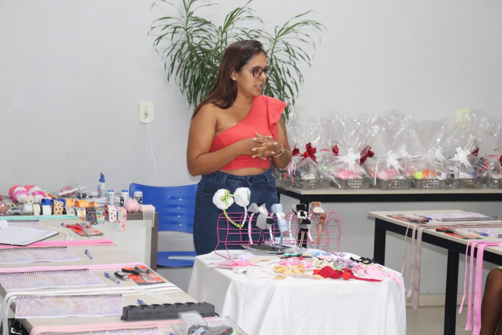 São Raimundo Nonato promove oficina de artes em laços para gestantes do grupo Ser Mãe - Divulgação/ASCOMSão Raimundo Nonato promove oficina de artes em laços para gestantes do grupo Ser Mãe - Divulgação/ASCOM