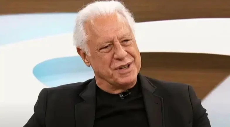 Antonio Fagundes vence processo de casal que chegou atrasado em peça