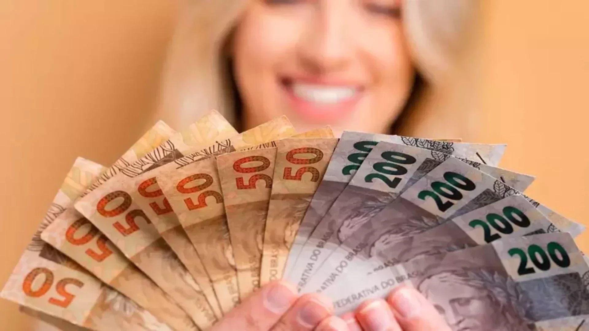 Esses dois signos podem ganhar muito dinheiro nas próximas semanas, segundo a astrologia - imagem 142234