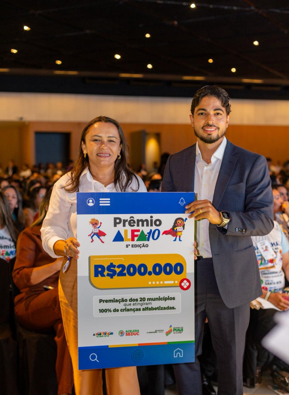 Cristino Castro se destaca no Prêmio Alfa-10 e alcança 100% de alfabetização na idade certa - Divulgação/ASCOMCristino Castro se destaca no Prêmio Alfa-10 e alcança 100% de alfabetização na idade certa - Divulgação/ASCOM