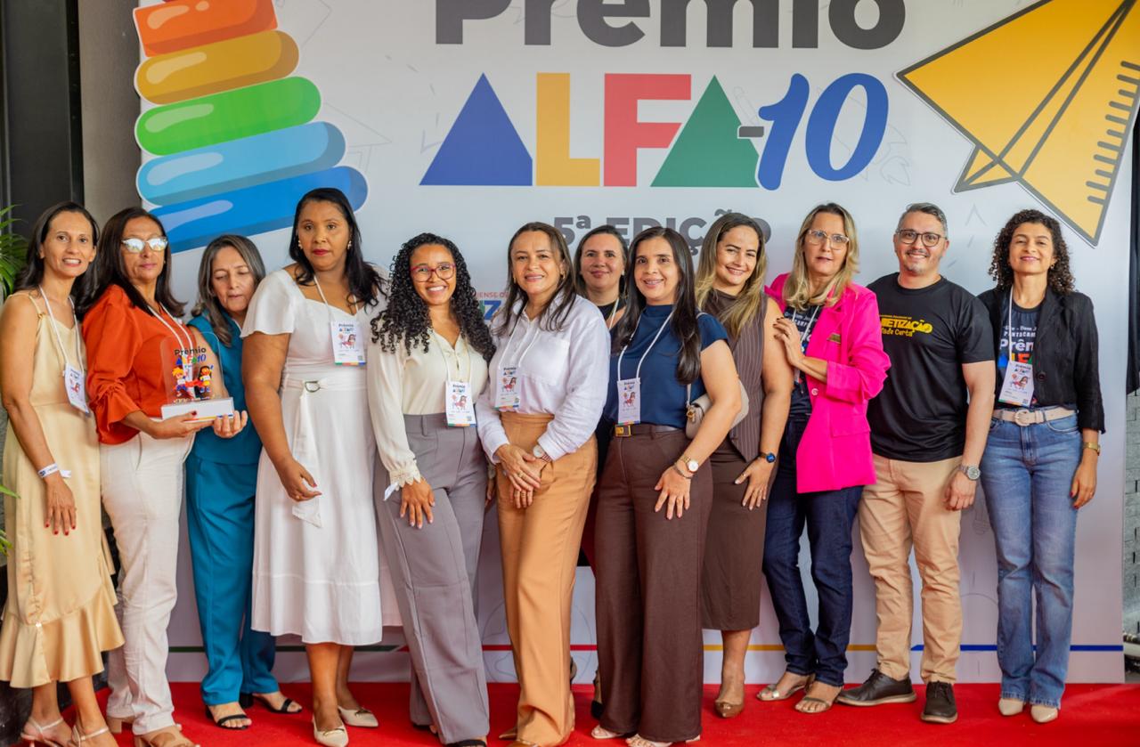 Cristino Castro se destaca no Prêmio Alfa-10 e alcança 100% de alfabetização na idade certa - Divulgação/ASCOMCristino Castro se destaca no Prêmio Alfa-10 e alcança 100% de alfabetização na idade certa - Divulgação/ASCOM