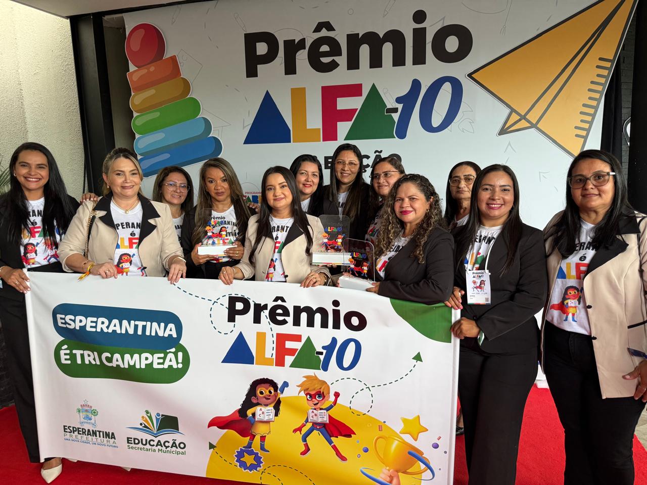 Esperantina consolida liderança na educação e conquista tricampeonato do Prêmio Alfa-10 - Divulgação/ASCOMEsperantina consolida liderança na educação e conquista tricampeonato do Prêmio Alfa-10 - Divulgação/ASCOM