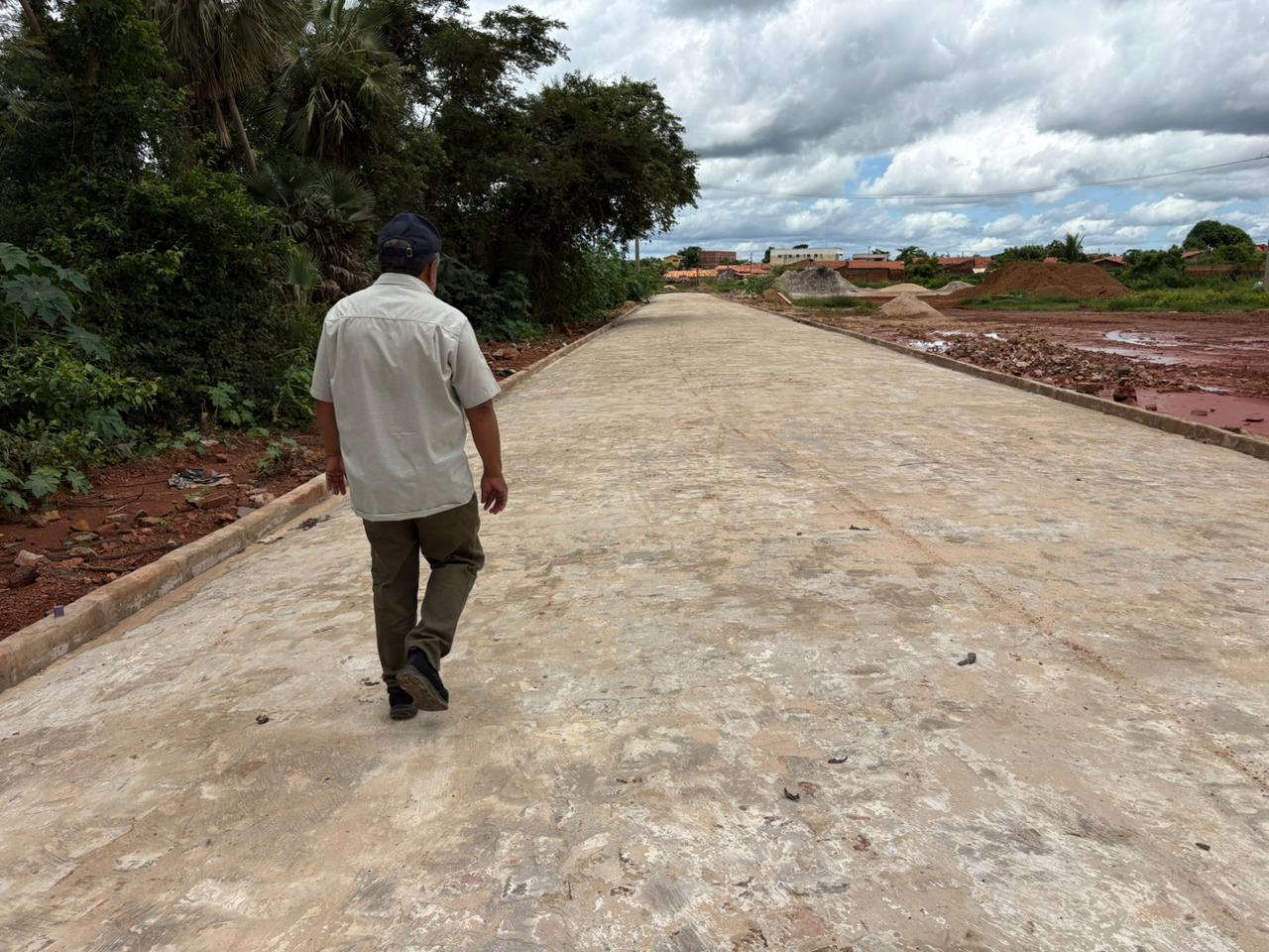 Prefeitura de Esperantina intensifica obras de pavimentação - Divulgação/ASCOMPrefeitura de Esperantina intensifica obras de pavimentação - Divulgação/ASCOM