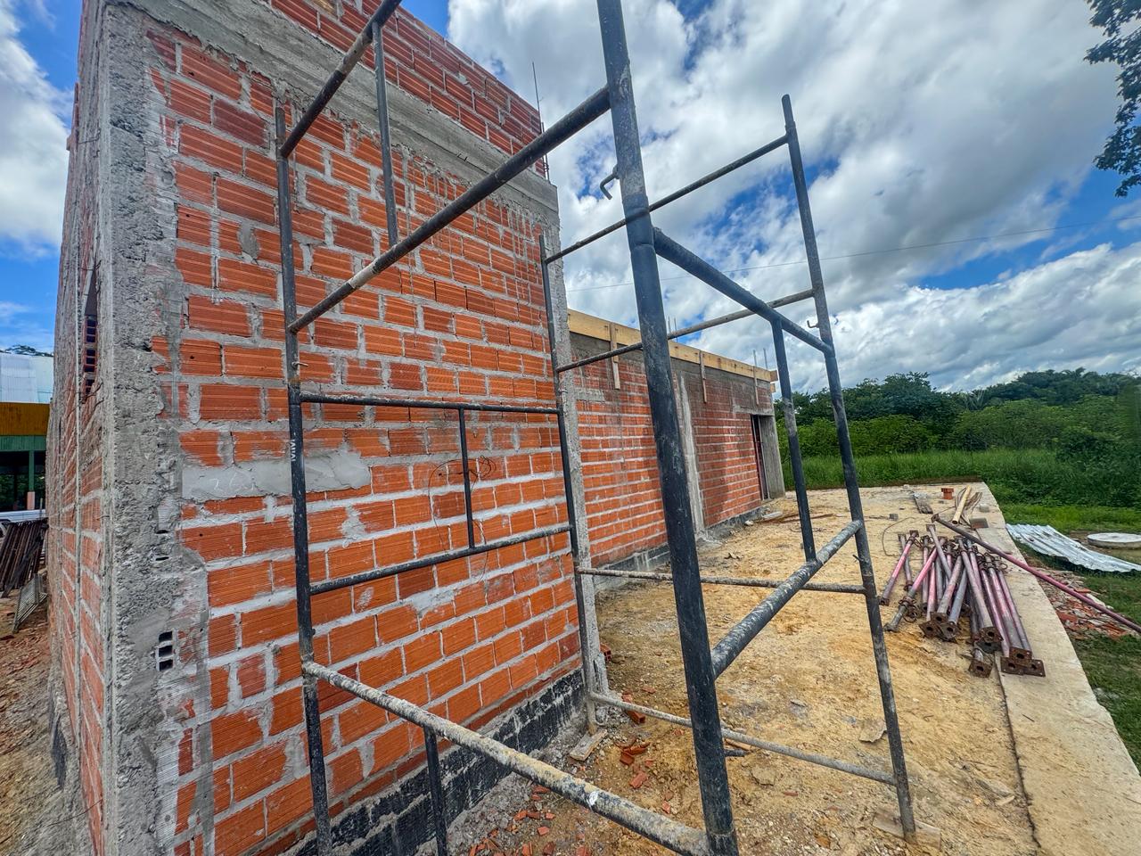  Início das obras de reforma e ampliação da Escola Municipal Teresa de Jesus - Divulgação/ASCOM Início das obras de reforma e ampliação da Escola Municipal Teresa de Jesus - Divulgação/ASCOM