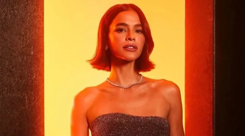Bruna Marquezine atualiza foto de perfil e exibe novo visual