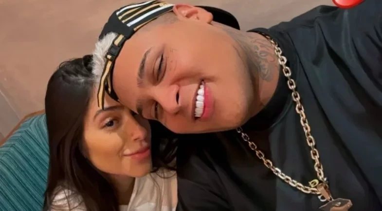 Preso, MC Ryan SP envia surpresa de Dia das Mães para a namorada: “Sinto muito”