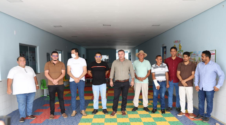 Curimatá: creche inaugurada em 2024 apresenta problemas estruturais 