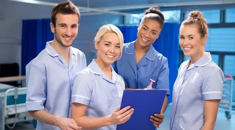 Dia da Enfermagem: 4 signos que precisam ingressar na área que terão muito sucesso