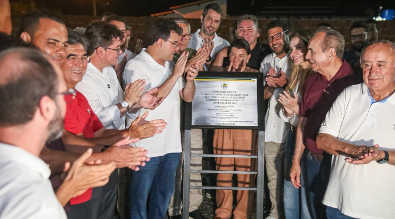 Nova avenida é inaugurada com presença do governador Rafael Fonteles em Ipiranga do Piauí