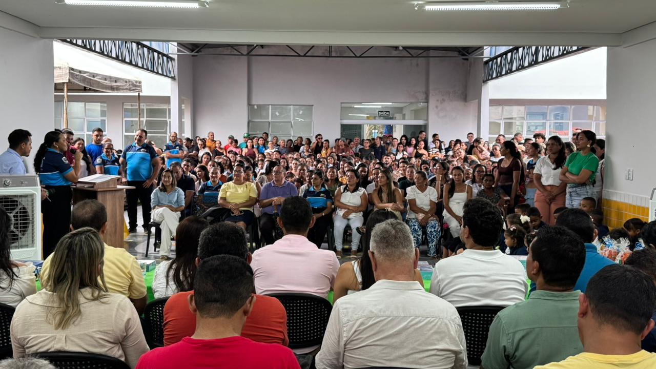 Prefeitura de Campo Largo do Piauí inaugura novo prédio da Creche Municipal Deputado Abraão Gomes - Divulgação/ASCOMPrefeitura de Campo Largo do Piauí inaugura novo prédio da Creche Municipal Deputado Abraão Gomes - Divulgação/ASCOM