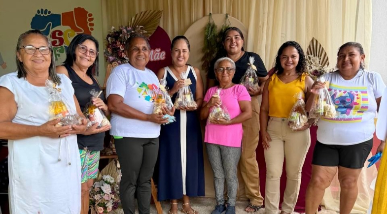 Cocal de Telha promove celebração em homenagem ao Dia das Mães para participantes do SCFV