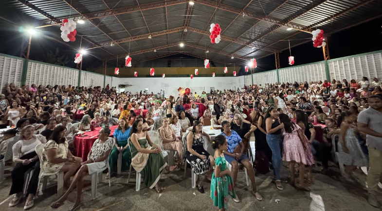 Mães de Jatobá do Piauí são homenageadas em noite de emoção e celebração