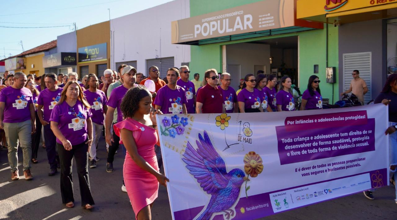 Prefeitura de São Pedro do Piauí promove caminhada e palestra em alusão ao Maio Laranja