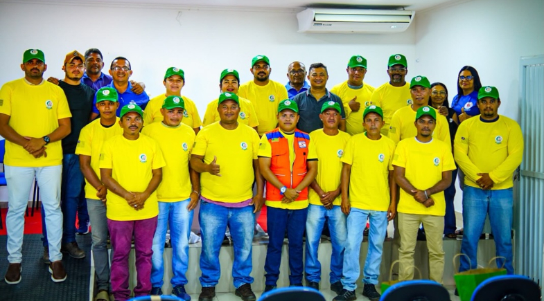  Prefeitura de Arraial realiza entrega de fardamentos e EPIs para Brigada Municipal 
