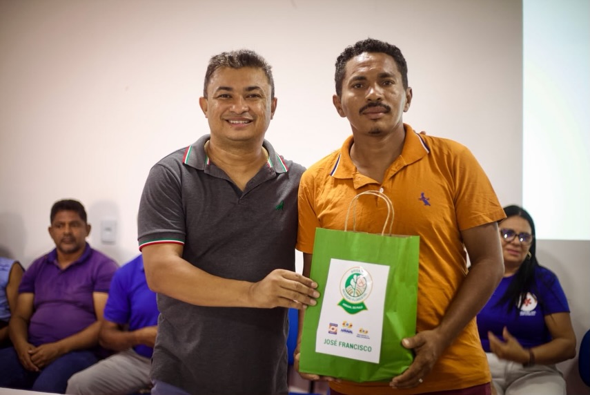 Arraial realiza entrega de fardamentos e EPIs para Brigada Municipal  - Foto: Prefeitura de ArraialArraial realiza entrega de fardamentos e EPIs para Brigada Municipal  - Foto: Prefeitura de Arraial
