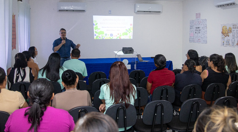 Nossa Senhora dos Remédios promove oficina para fortalecer planejamento e resultados da educação municipal