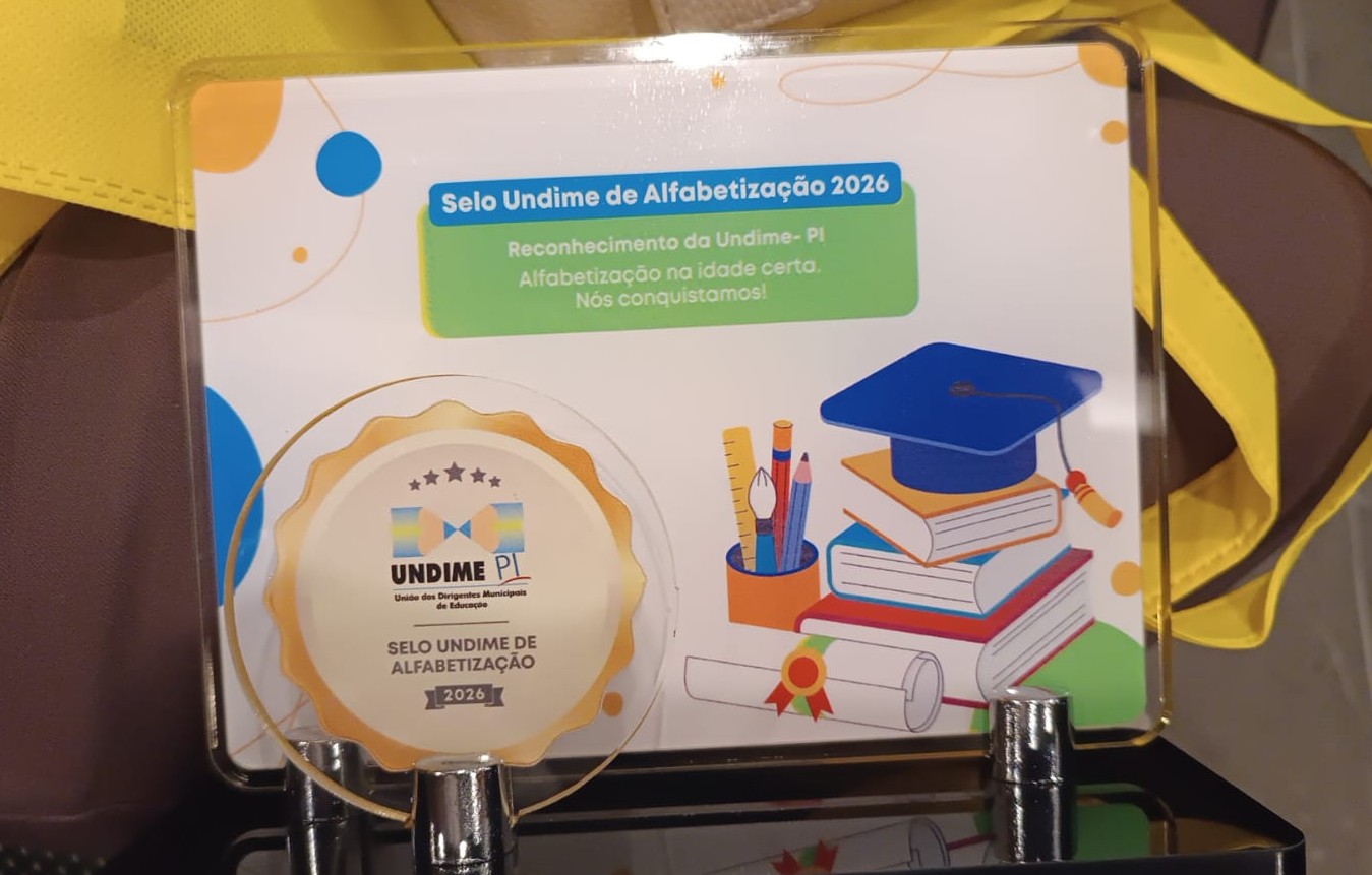 Educação de Esperantina Recebe Premiações da UNDIME-PI - Divulgação/ASCOMEducação de Esperantina Recebe Premiações da UNDIME-PI - Divulgação/ASCOM