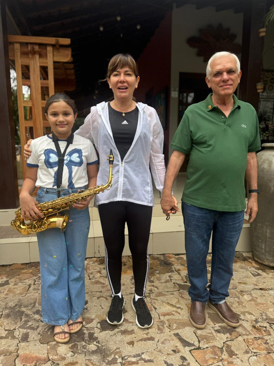 Banda Municipal Mestre Chico presta homenagem à prefeita Ivanária Sampaio - Divulgação/ASCOM