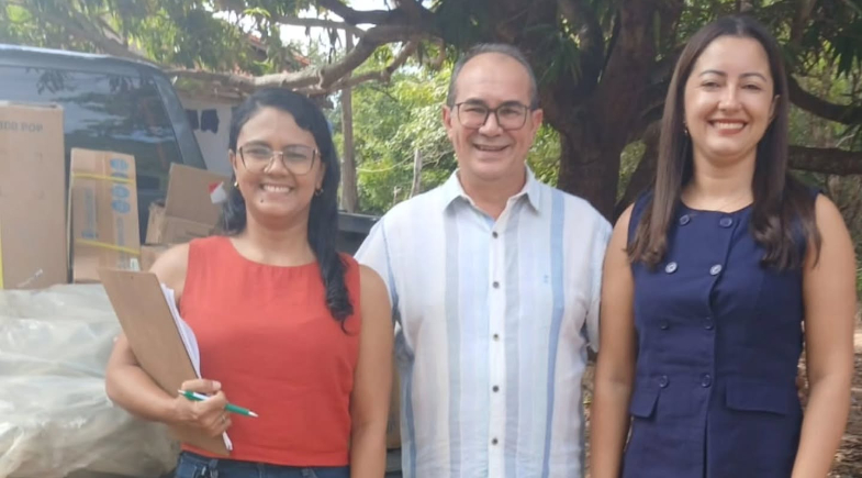 Prefeitura de Nazária amplia acessibilidade com entrega de cadeiras de rodas