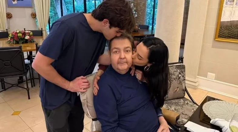 Faustão recebe alta após retirada de sonda gástrica em hospital de São Paulo