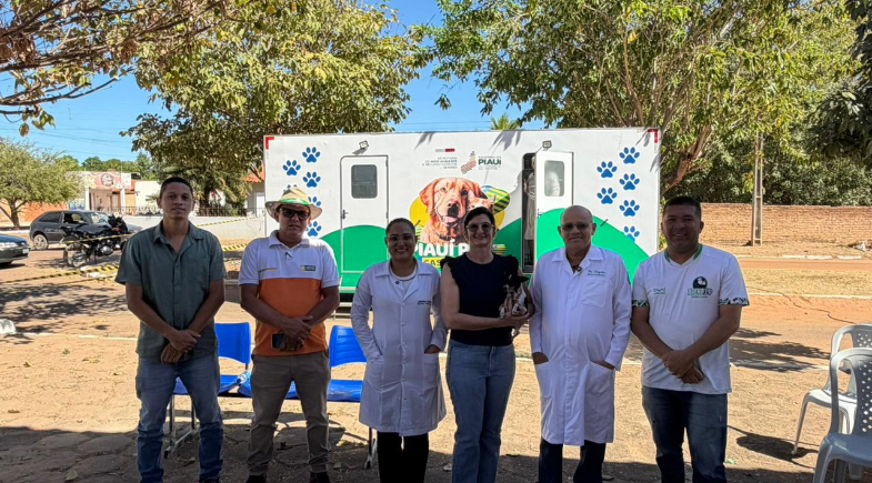 Colônia do Gurguéia recebe serviços do Piauí Pet Castramóvel e reforça proteção animal