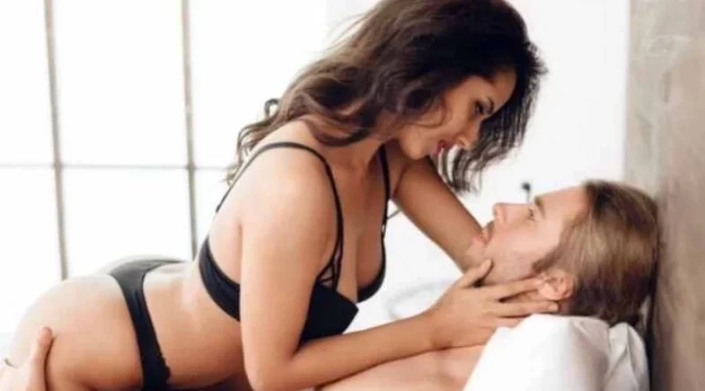 Confira 3 posições sexuais para a mulher ficar totalmente no controle