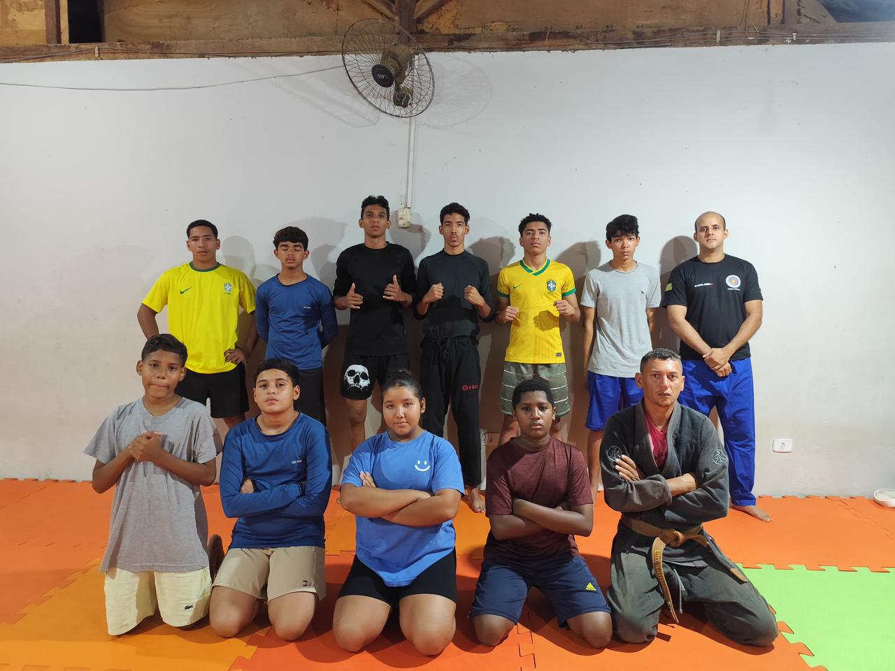 Projeto social com aulas gratuitas de jiu-jítsu e boxe - Divulgação/ASCOM