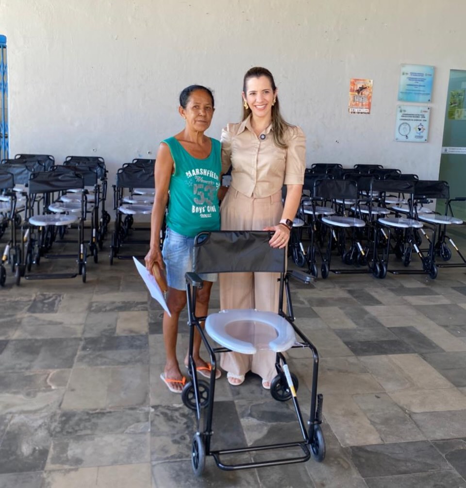 Valença do Piauí entrega quase 300 equipamentos de mobilidade à população | Divulgação/Ascom