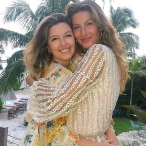 Famosos que têm irmãos gêmeos e ninguém se lembra - imagem 144780