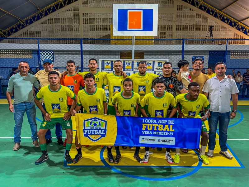 Vera Mendes abre I Copa AGP de Futsal com homenagem ao desportista Agripino Sousa Silva - Imagem 2