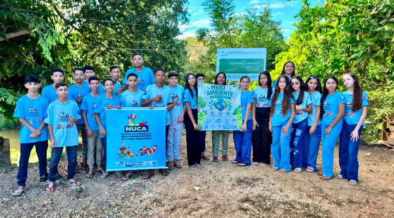 Hugo Napoleão promove ação de educação ambiental com adolescentes do NUCA às margens do Rio Berlenga