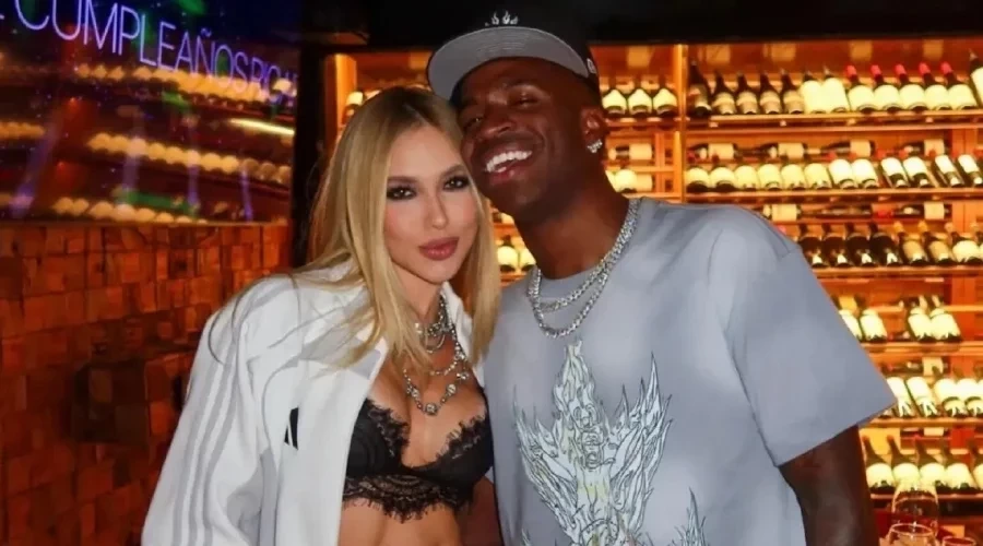 Vini Jr. curte fotos de biquíni da amiga de Virginia e web reage:“Achei estranho”