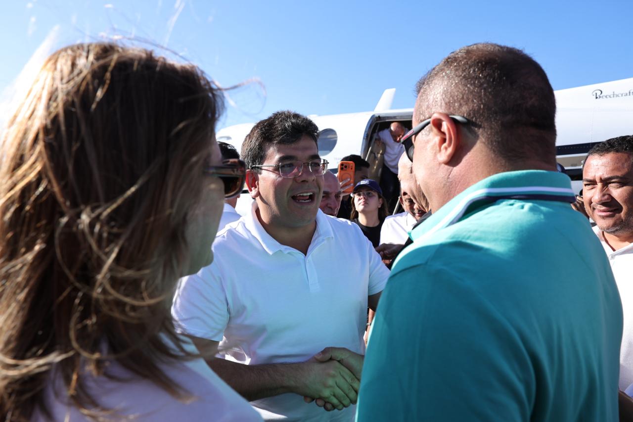Prefeito de Curimatá recebe governador Rafael Fonteles - Divulgação/ASCOM