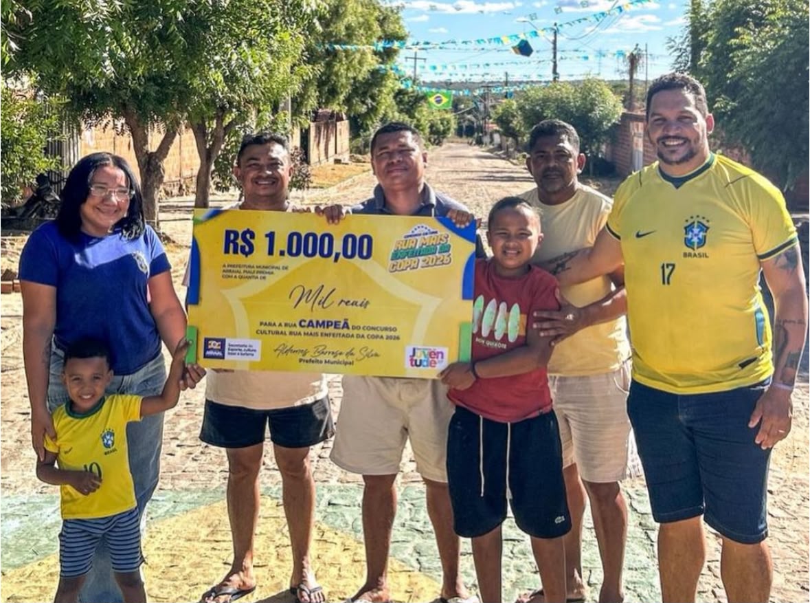  Arraial entrega premiação às ruas vencedoras do Concurso Rua Mais Enfeitada da Copa - Foto: Prefeitura de Arraial