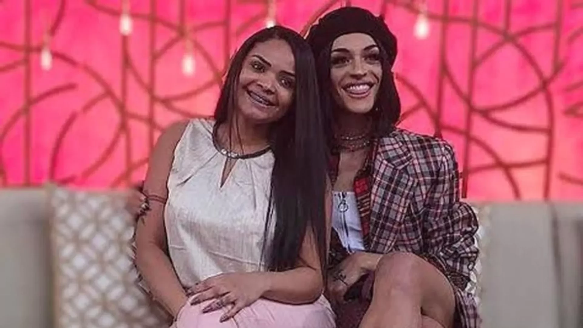 Famosos que têm irmãos gêmeos e você provavelmente não sabia; o último surpreende - imagem 149052