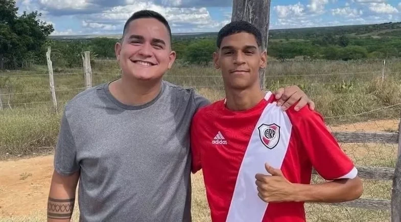 Luva de Pedreiro perde processo e pode pagar mais de R$ 10 milhões a ex-empresário