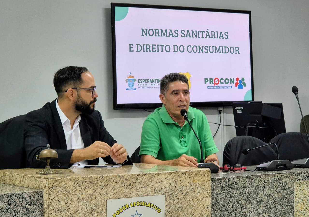 Procon e Vigilância Sanitária orientam comerciantes - Divulgação/ASCOMProcon e Vigilância Sanitária orientam comerciantes - Divulgação/ASCOM