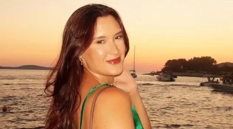 Bia Bonemer, filha de William Bonner e Fátima Bernardes, encanta com fotos de viagem pela Croácia