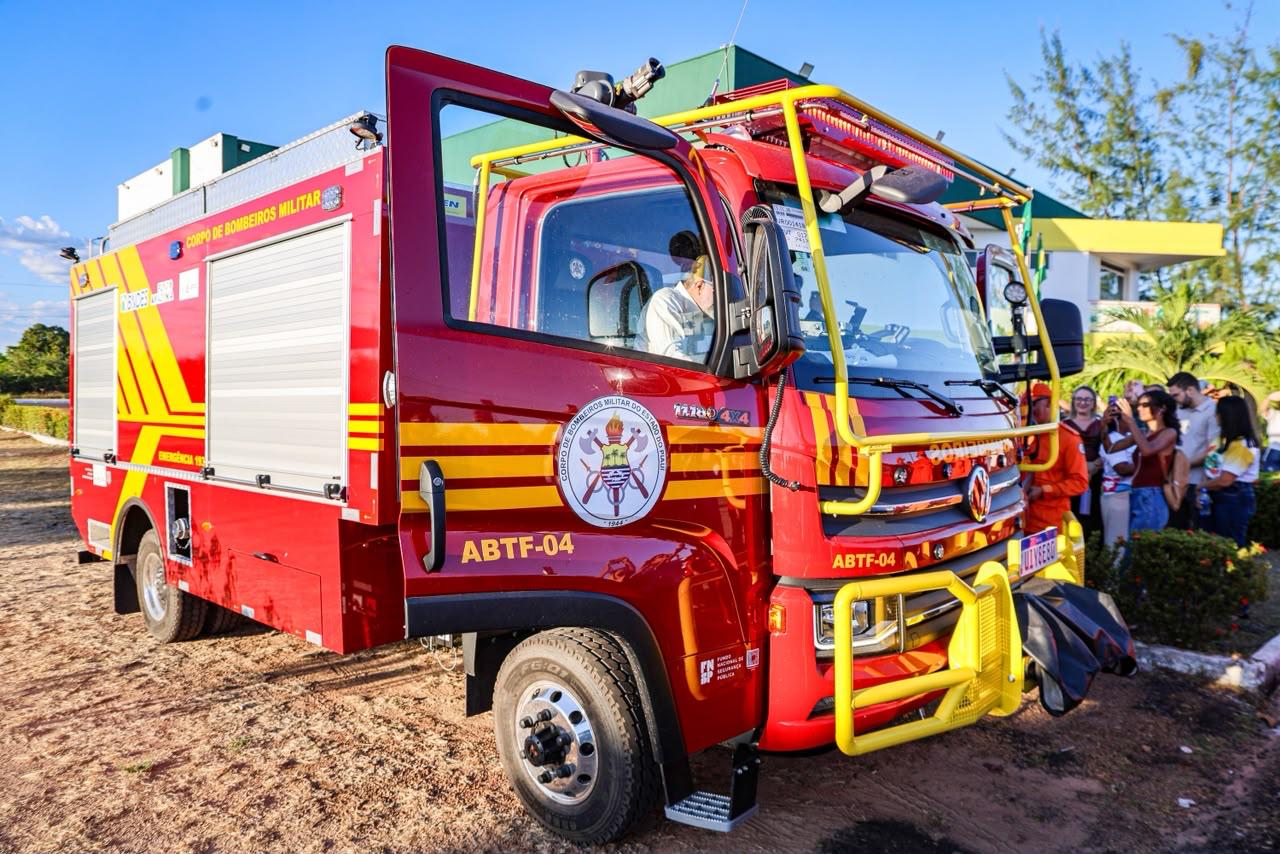 Três novas viaturas para Corpo de Bombeiros em Piripiri - Divulgação/ASCOM