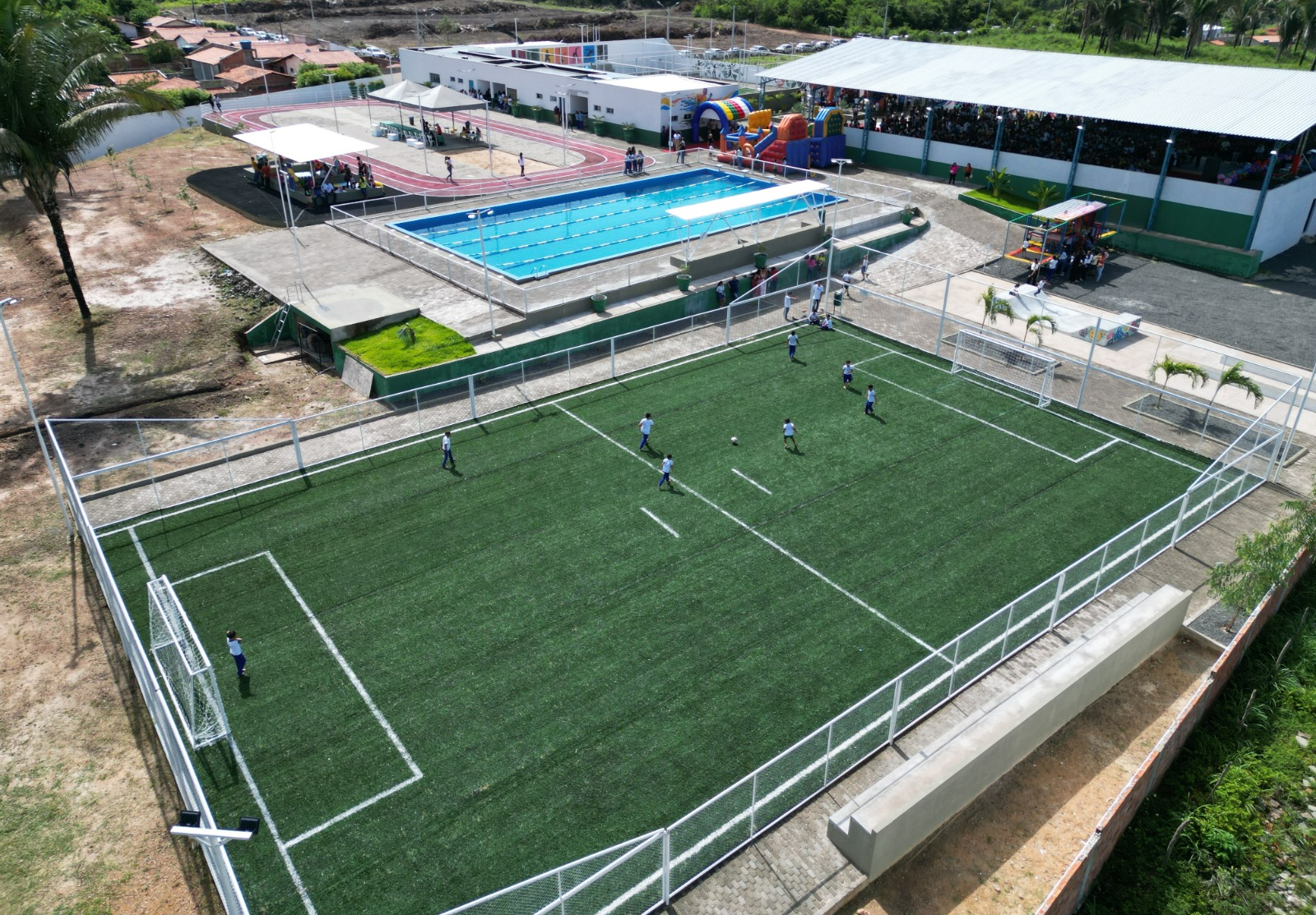 Obras e ações impulsionam o desenvolvimento de Esperantina - Divulgação/ASCOMObras e ações impulsionam o desenvolvimento de Esperantina - Divulgação/ASCOM