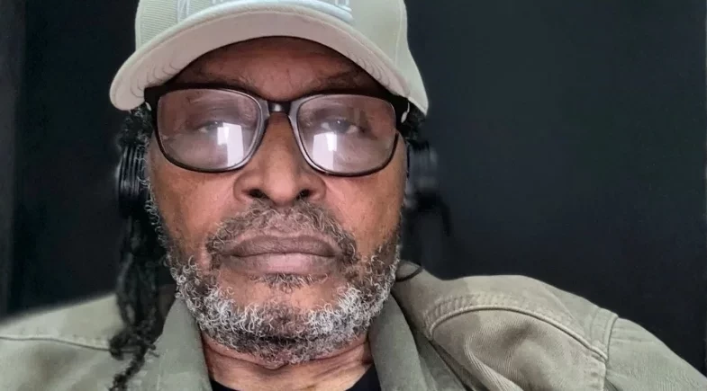  Edson Gomes é internado na UTI após passar mal depois de show na Bahia