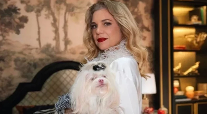 Filha de Isabel Teixeira chama atenção da web por semelhança com a atriz
